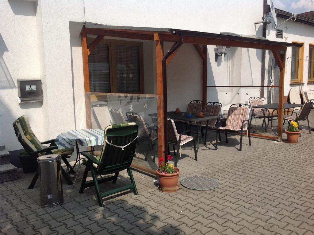Pension Lindengarten Nuremberga Exterior foto