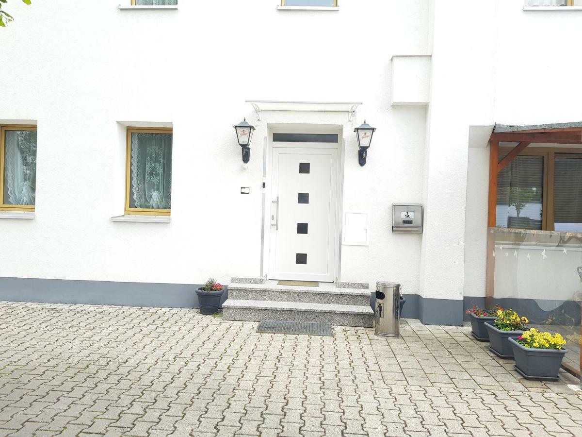 Pension Lindengarten Nuremberga Exterior foto